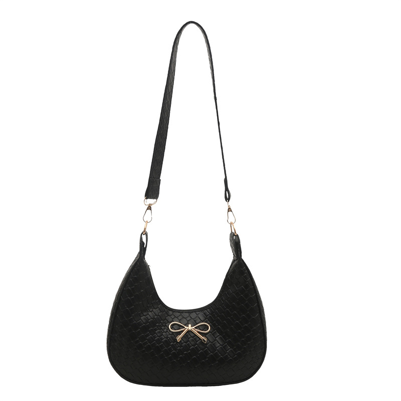 2025 New urban, simple, retro, fashionable, trendy, casual, simple and niche design single-shoulder armpit women's crescent bag Item Picture