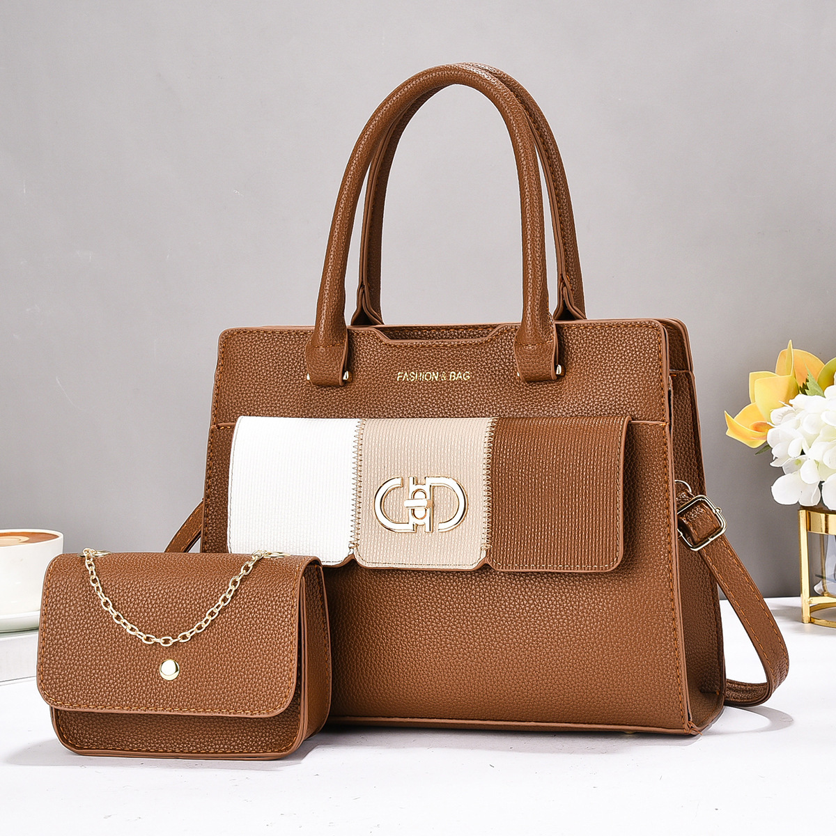 A new type of women's handbag with lychee pattern for foreign trade, a hand-held bag with a large capacity, casual and versatile, and a crossbody single-shoulder bag details Picture