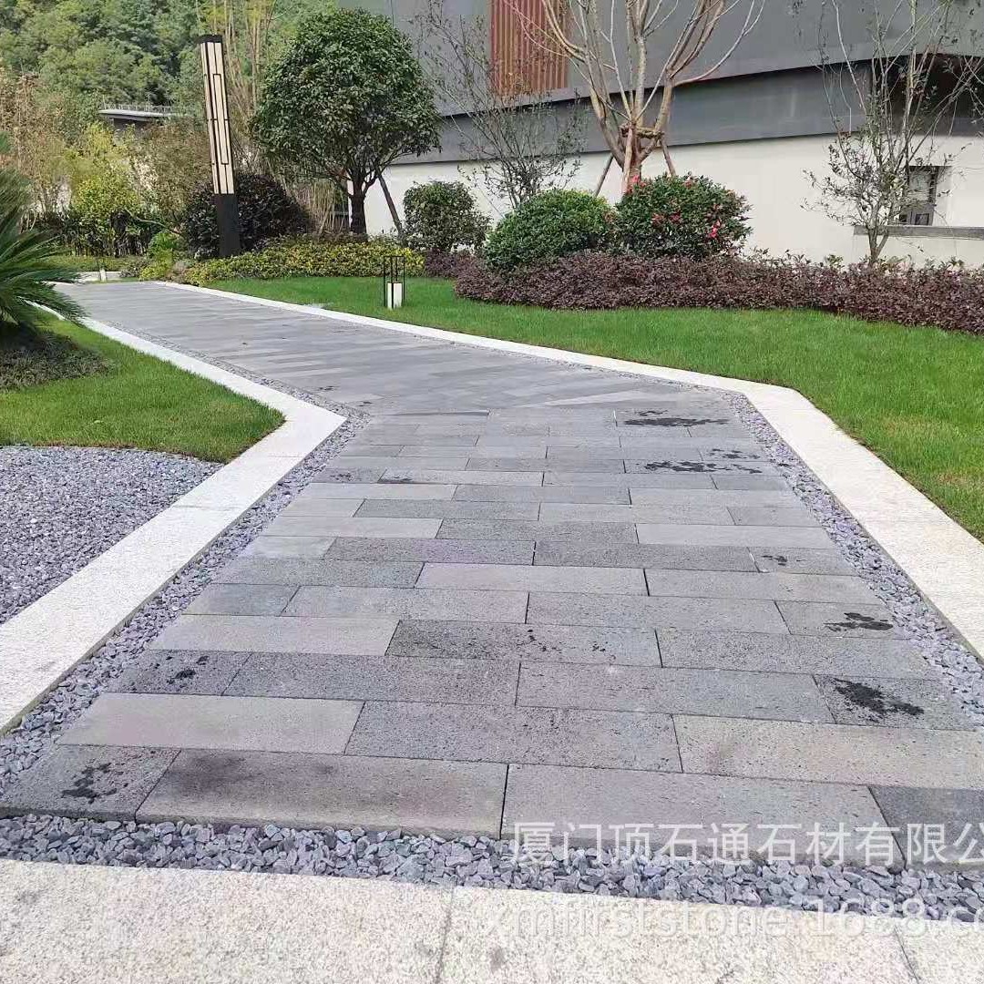 Natural black hole stone paving stones, Hainan black volcanic stone slabs for courtyard landscaping, basalt volcanic rock paving stones details Picture