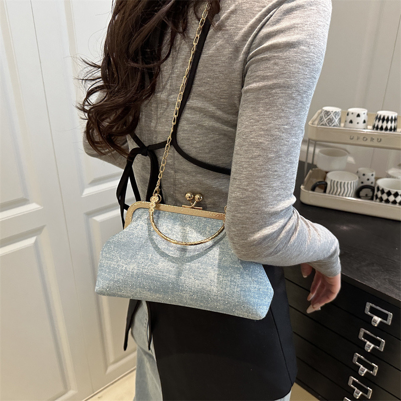 Casual bag, fashionable women's handbag, 2025 Summer new style, elegant and fashionable single-shoulder bag, Korean style simple crossbody bag details Picture