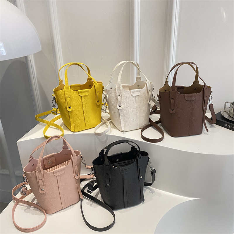 Crossbody bag, cross-border fashion mother and child handbag 2025, large capacity, quality, versatile for commuting, bucket single-shoulder bag Application Scenario