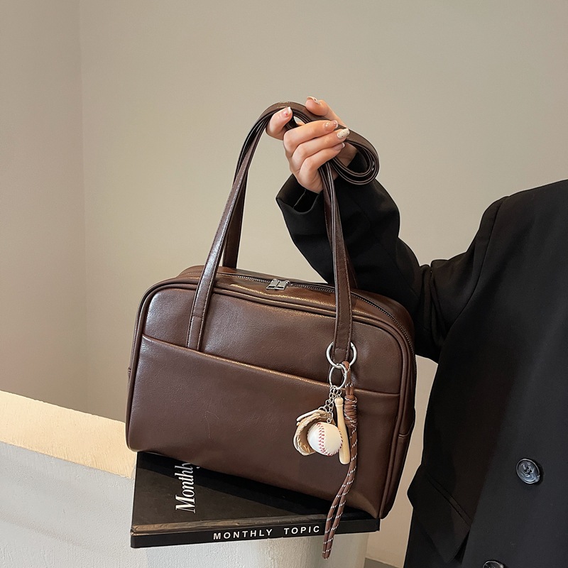 High-end, simple, versatile, fashionable and trendy single-shoulder bag for women 2024 new style, casual, retro, large-capacity small square bag details Picture