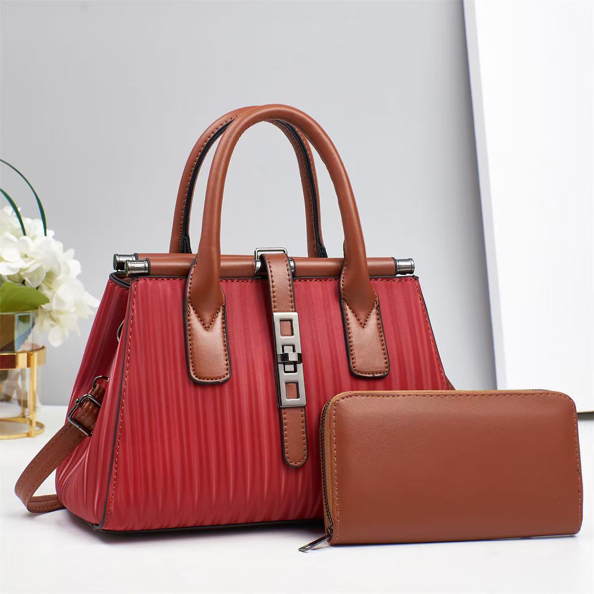 A new fashionable women's bag with a feminine charm, versatile and exquisite single-shoulder crossbody bag, 2025 Korean version handbag Specification drawing