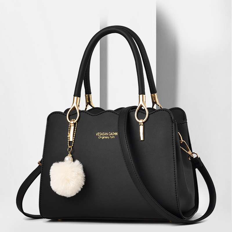 Large-capacity women's handbag, 2022 new trendy and fashionable middle-aged mom bag, single-shoulder crossbody bag for export full figure