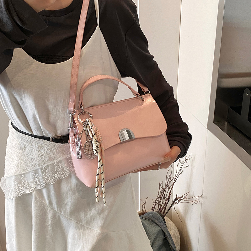 Cross-border niche retro handbag for women 2025 new style, fashionable and versatile single-shoulder underarm bag, trendy and versatile crossbody bag Specification drawing
