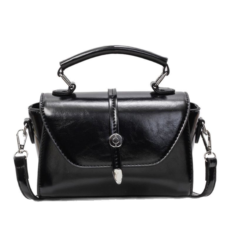 A new Spring/Summer 2025 fashionable and trendy solid-color handbag for women, a retro and versatile, casual and simple single-shoulder crossbody bag Item Picture