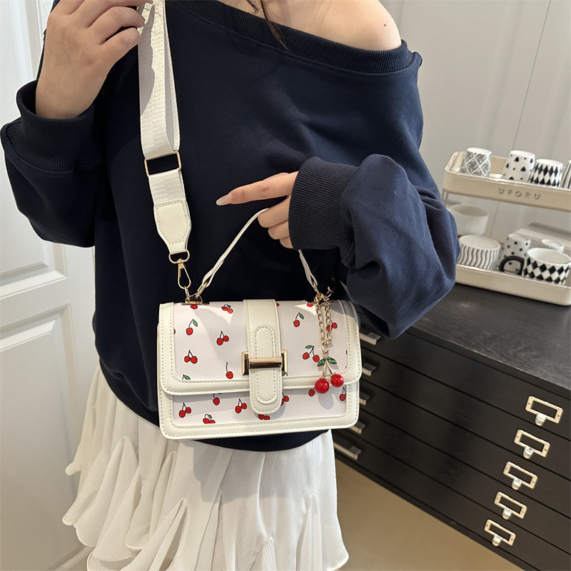 High-end quality fashionable handbag for women, Spring/Summer 2025 new trendy and niche crossbody bag, stylish and versatile small square bag Specification drawing