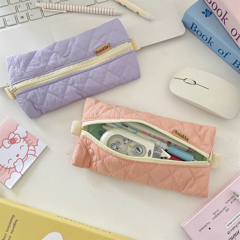 54133 High appearance level girl candy-colored pen case Soft student stationery storage bag Zipper pen case storage pencil case Application Scenario
