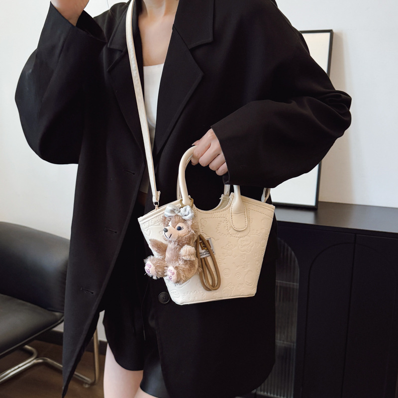 New hand-held bucket bag for women in summer 2025, a niche, simple and casual single-shoulder bag, a high-end and trendy commuter bag for women Specification drawing