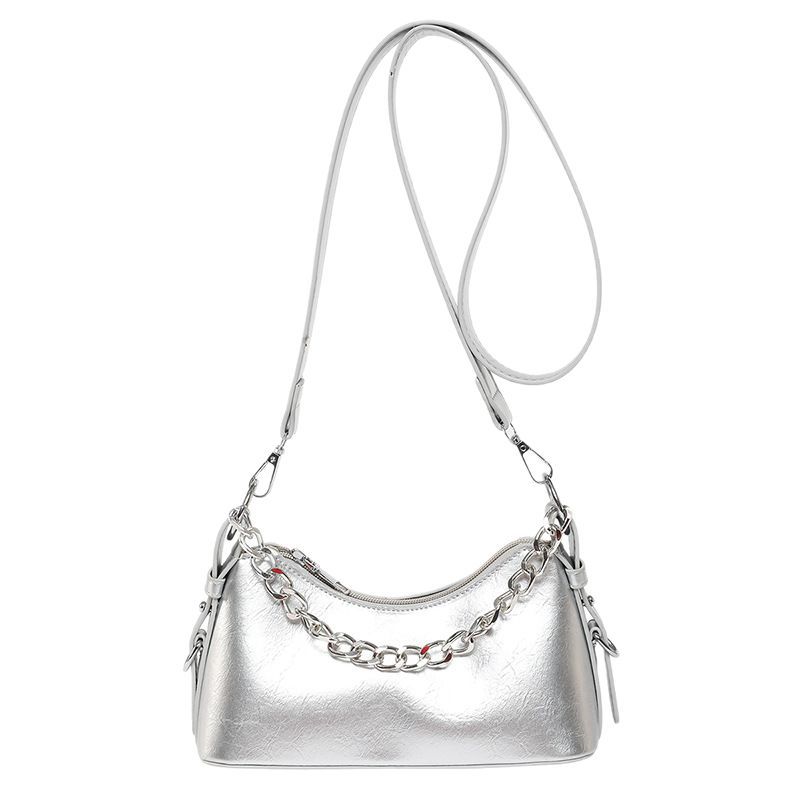 The 2025 new solid-color simple chain underarm bag with a niche design sense for women, a fashionable and trendy crossbody bag Item Picture