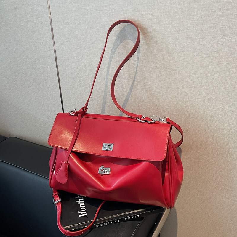 Simple urban commuter style large bag, niche design tote bag, women's large-capacity soft leather crossbody bag, versatile work bag details Picture