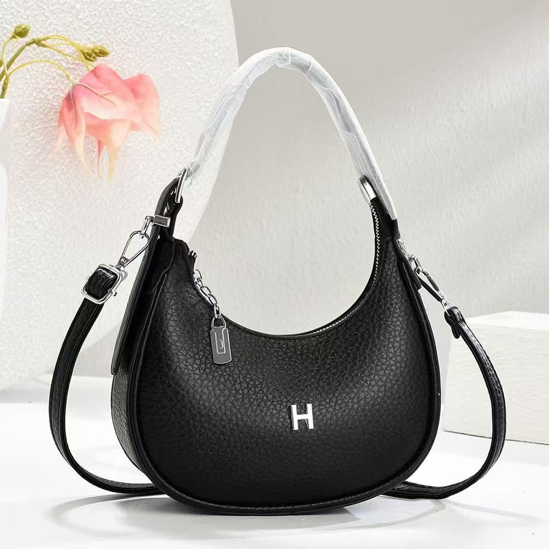 New high-quality underarm bag, versatile handbag, fashionable and trendy crossbody bag, single-shoulder crescent-shaped bag full figure