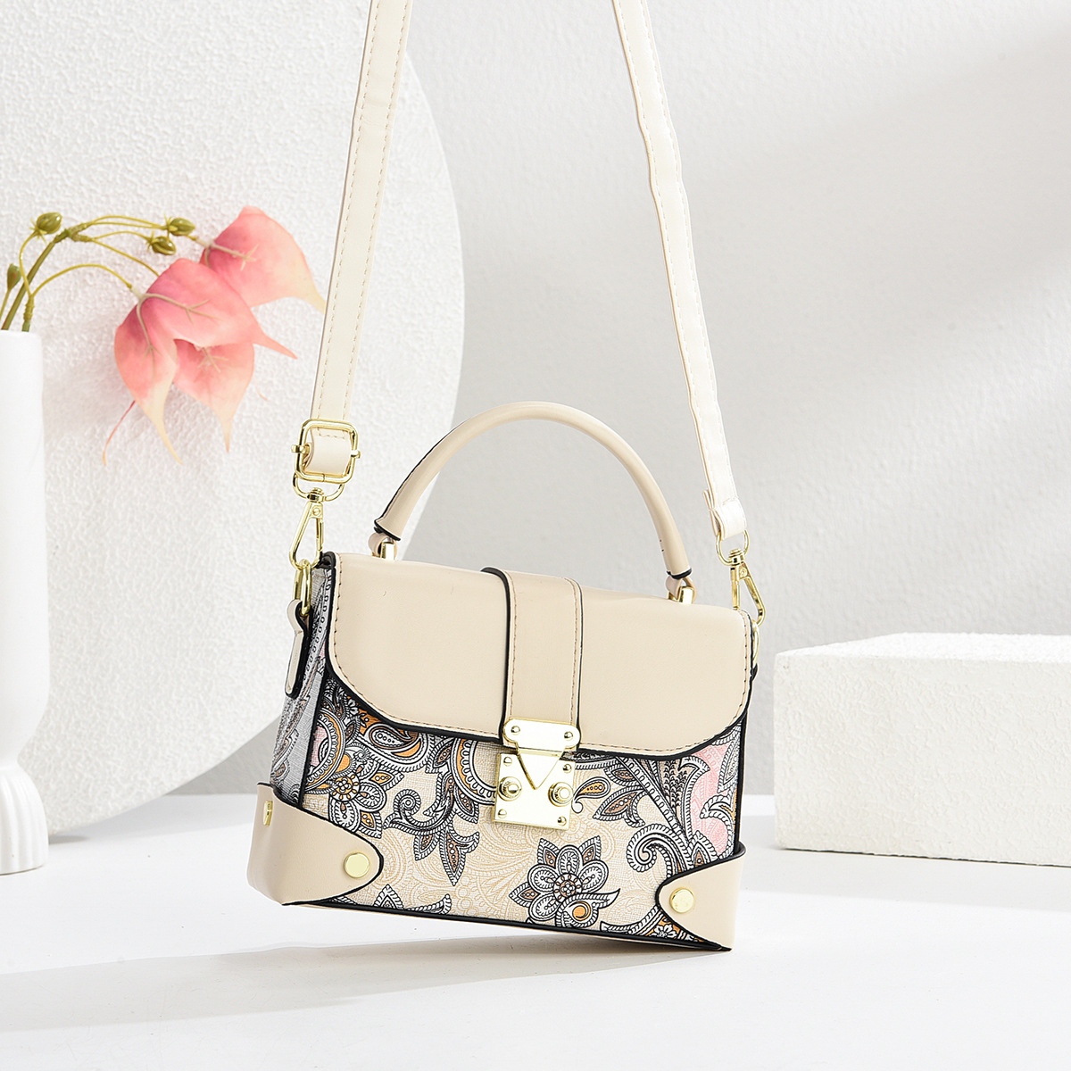 Super popular small square Bag 2025 Summer New Style fashionable and versatile texture casual single-shoulder crossbody handbag, one-piece consignment Specification drawing