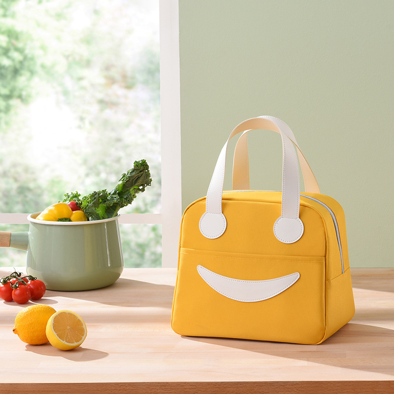Runhui bags are portable, cute and smiling bento bags, insulated bags for bringing meals to work, student lunch bags and hand-held ice packs Specification drawing