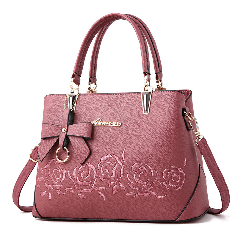 Taizhou PU women's bags, crossbody export bags, middle-aged mothers' handbags, fashionable embroidered single-shoulder bags, factory supply consignment full figure