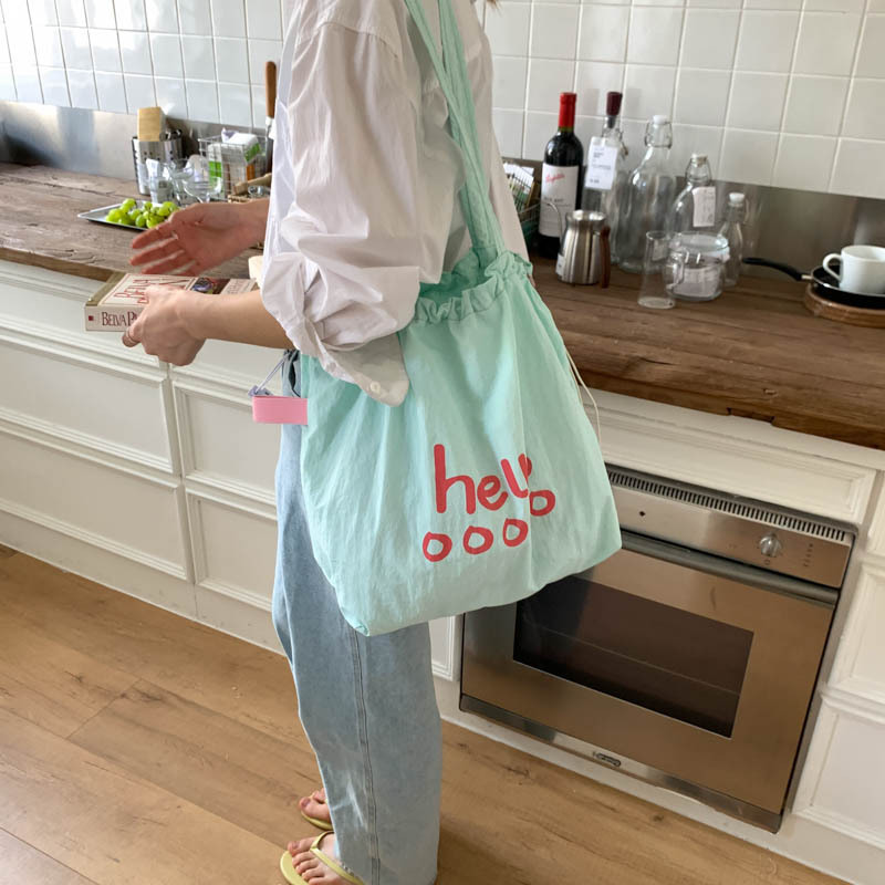 2025 New Korean version large-capacity canvas bag for women, simple, casual and versatile, solid color trendy single-shoulder underarm bag Specification drawing