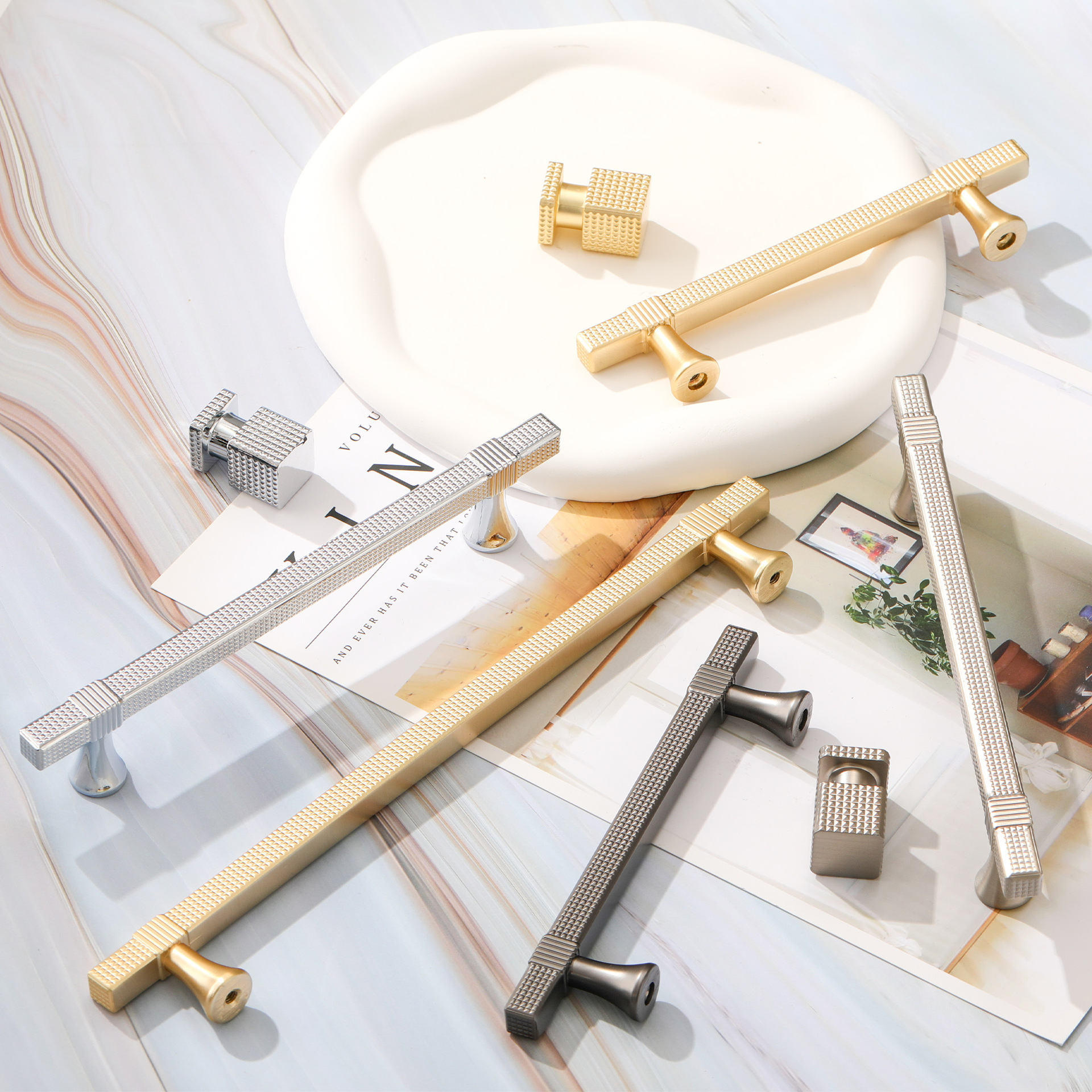 Nordic light luxury square particle cabinet handles, modern simple and high-end cabinet single-hole drawer wardrobe door handles details Picture
