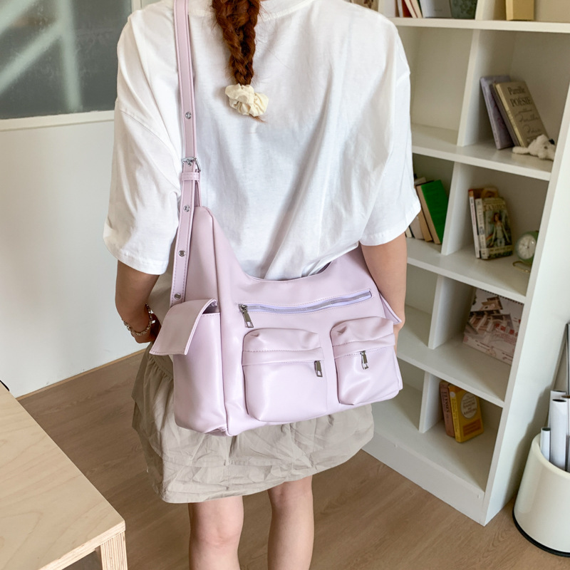 High-end women's bag, versatile motorcycle bag, multi-pocket crossbody bag, 2025 new solid color single-shoulder bag, casual underarm bag Specification drawing