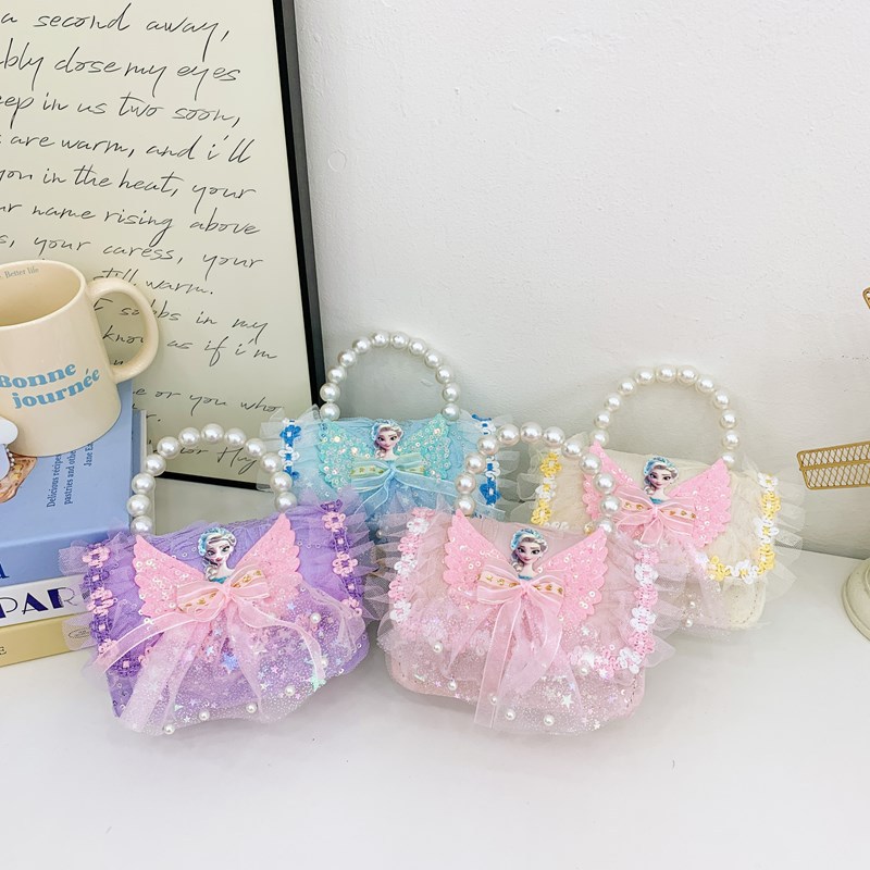 New foreign trade lace flower girls' single-shoulder crossbody bag, fashionable pearl bow children's bag, cartoon coin purse Application Scenario