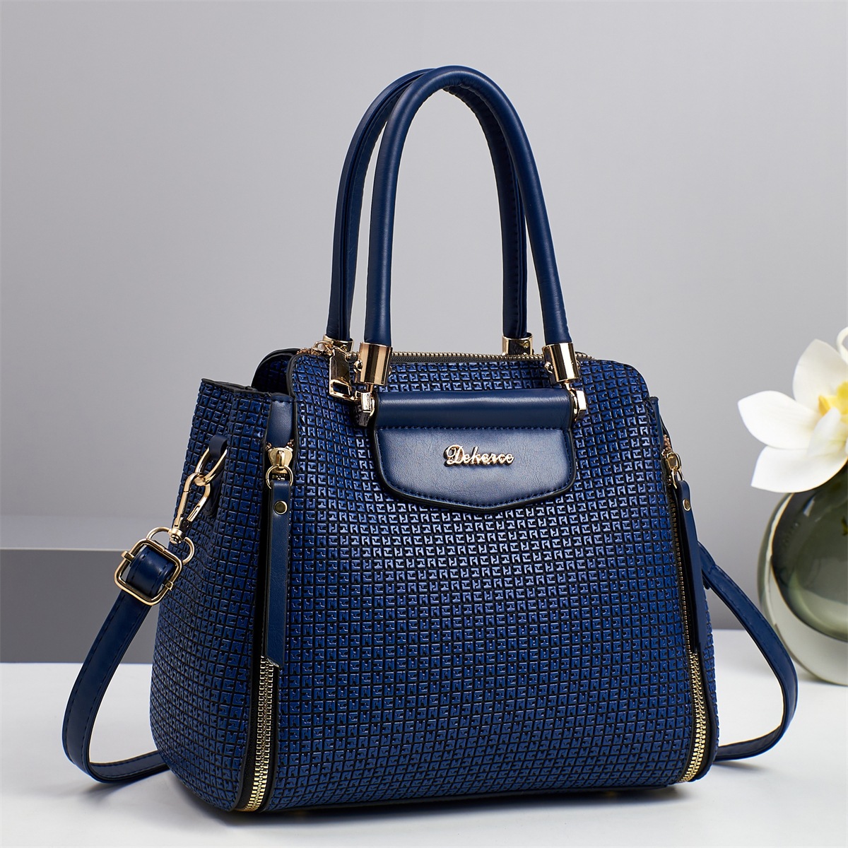 Women's bag manufacturer's PU handbag 2025 model solid color retro single-shoulder bag, Korean style fashionable large-capacity crossbody bag full figure