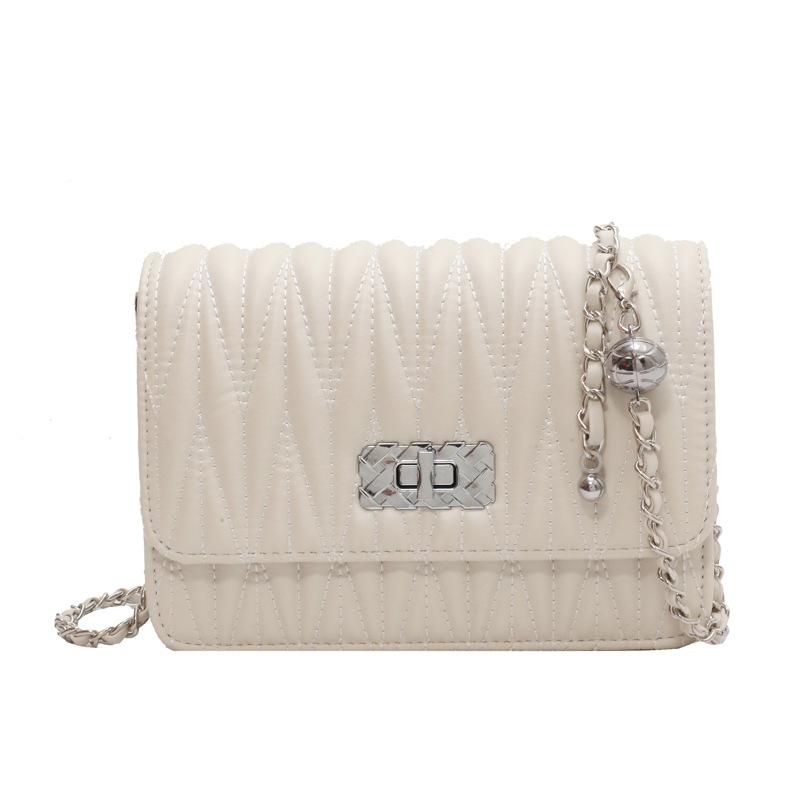 High-end diamond-shaped chain bag for women, 2024 new trendy and fashionable small chanel-style square bag, versatile crossbody bag Item Picture