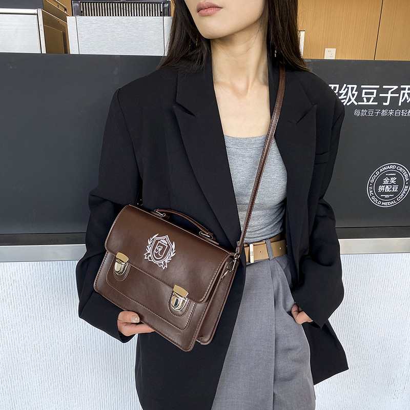 Cross-border quality bag for women, Spring 2025 new single-shoulder bag, school-style backpack, commuting large capacity crossbody bag Specification drawing
