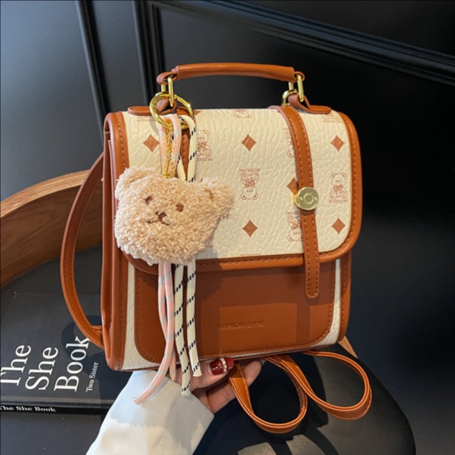 2025 New niche, simple and trendy student class backpack, women's bag, Korean retro and fashionable printed backpack full figure