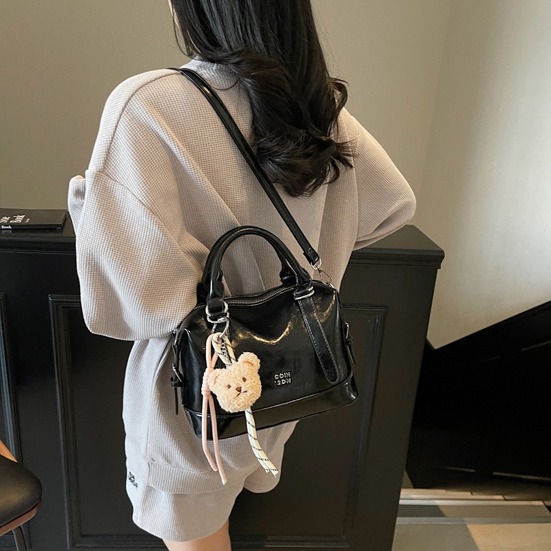 Retro and high-end style hand-held pillow bag for women, 2025 new fashion and casual single-shoulder bag, high-end and simple crossbody bag Specification drawing