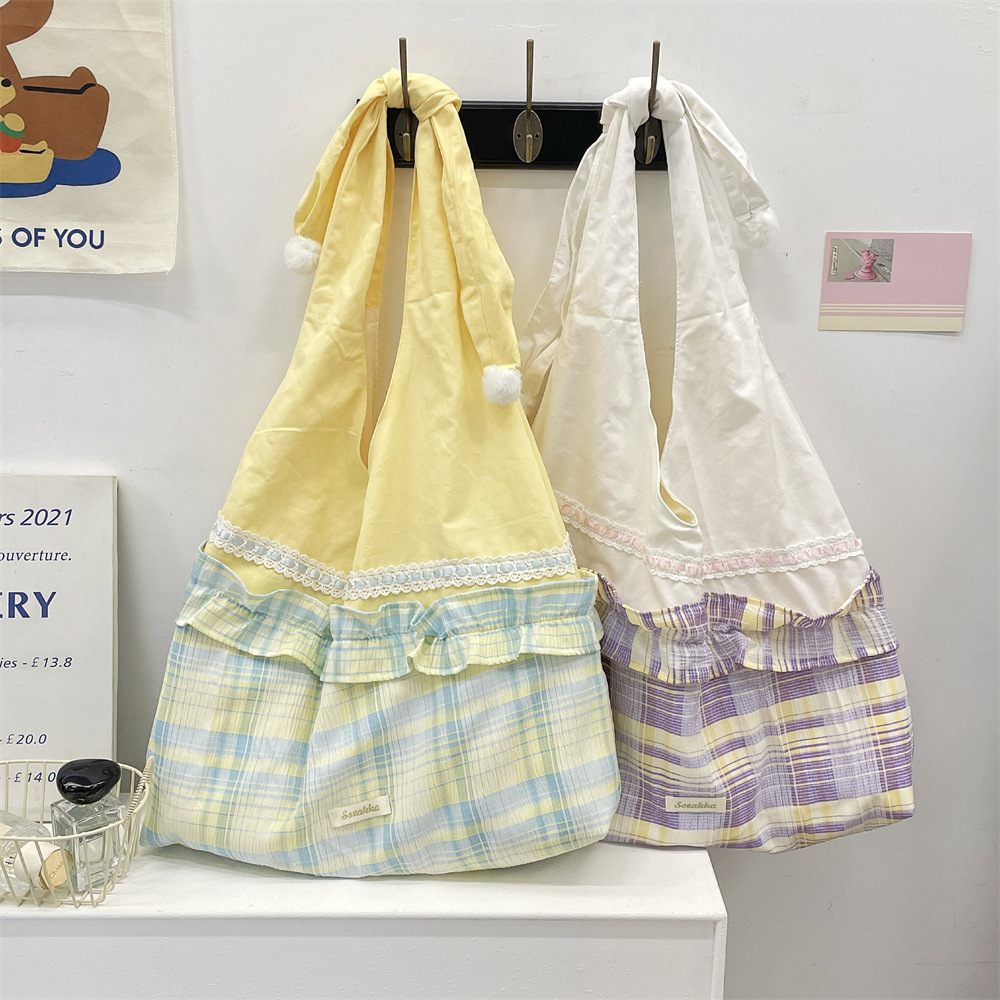 The 5722 summer new style bag is a simple and fashionable pleated checkered lace patchwork single-shoulder commuting bag for going out to work details Picture