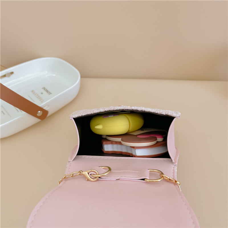 Fresh Flower Children's Bag 2022 Autumn New Style Korean style chain single-shoulder crossbody bag Fashionable hand-held decorative bag Application Scenario