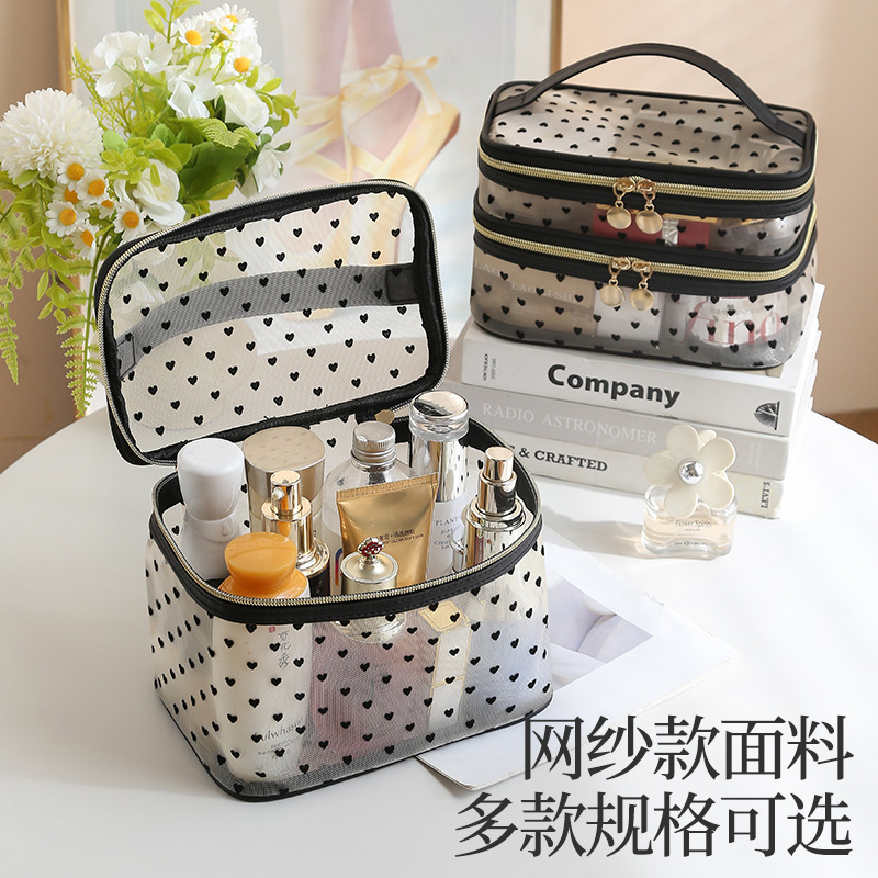 Runhui plush heart-shaped hand-held makeup bag, cosmetics storage bag, mesh bag, travel Essential makeup bag, large capacity details Picture