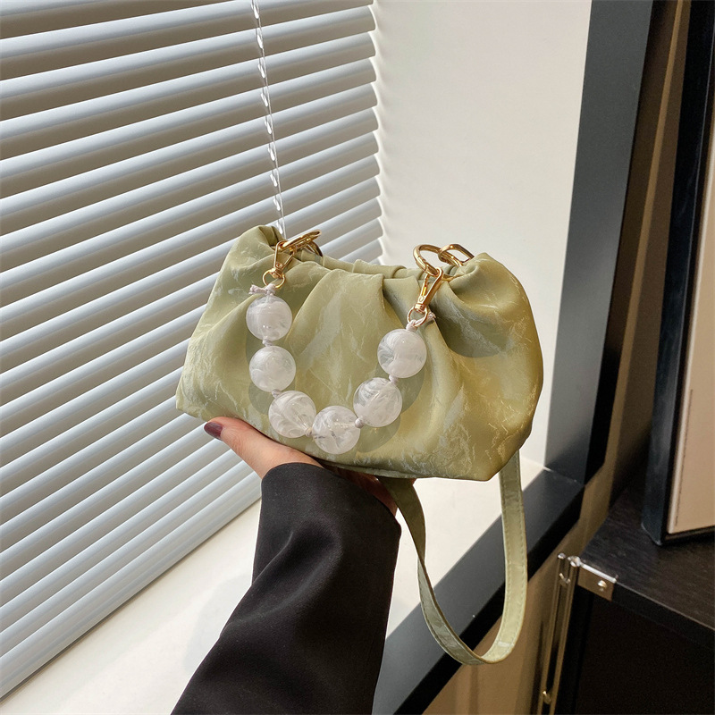 Cross-border pleated fashion beaded handbag for women, a new summer 2024 stylish and simple Korean-style single-shoulder crossbody bag full figure