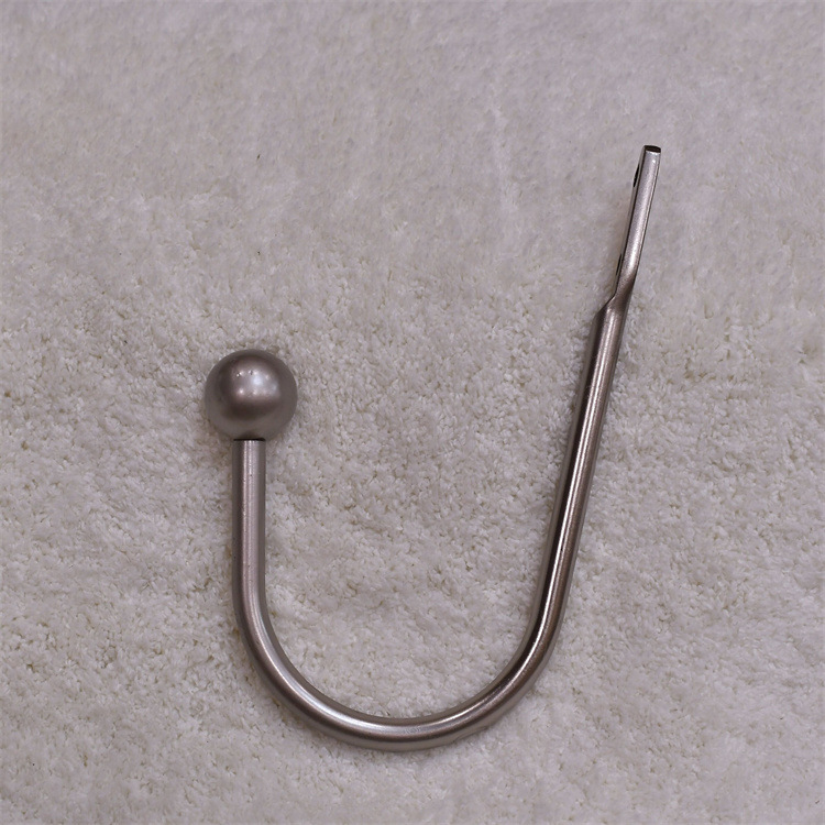 Yonghao Hardware Cross-border Supply Factory direct sales of aluminum alloy curtain straps, small curved hooks, round head curtain hooks, and wall hooks Application Scenario
