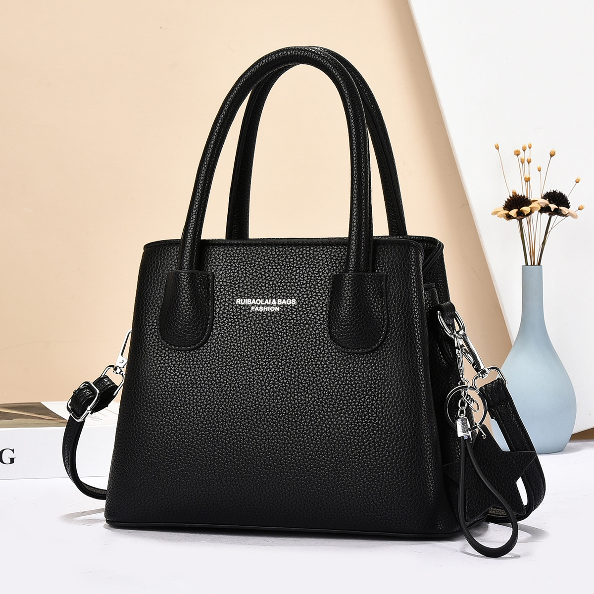 Ladies' handbag 2025 New style Women's bag, goddess-like charm, middle-aged crossbody bag trend full figure