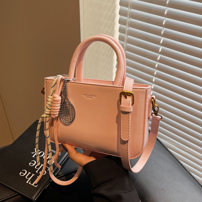 High-end ladies' small bag 2025 New style fashionable single-shoulder crossbody bag, casual and versatile hand-held work small handbag full figure