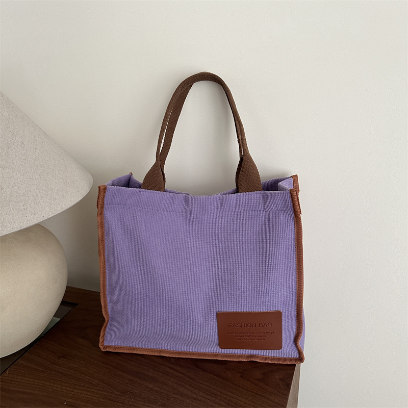 2025 New Korean-style fashionable large-capacity shopping bag tote bag, simple canvas women's bag, casual single-shoulder crossbody bag full figure