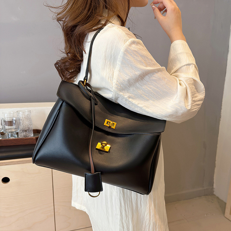 Factory-customized high-quality women's handbags, large-capacity commuter single-shoulder underarm tote bags, crossbody women's bags wholesale full figure