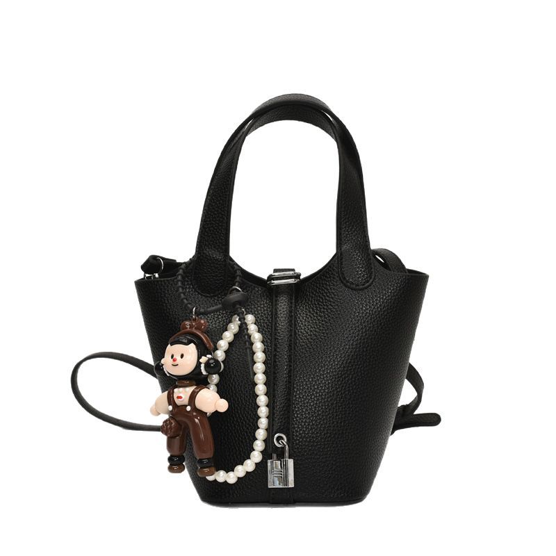 2025 New Korean-style fashionable and high-quality hand-held bucket bag, women's trendy and versatile single-shoulder bag, large-capacity crossbody bag Item Picture