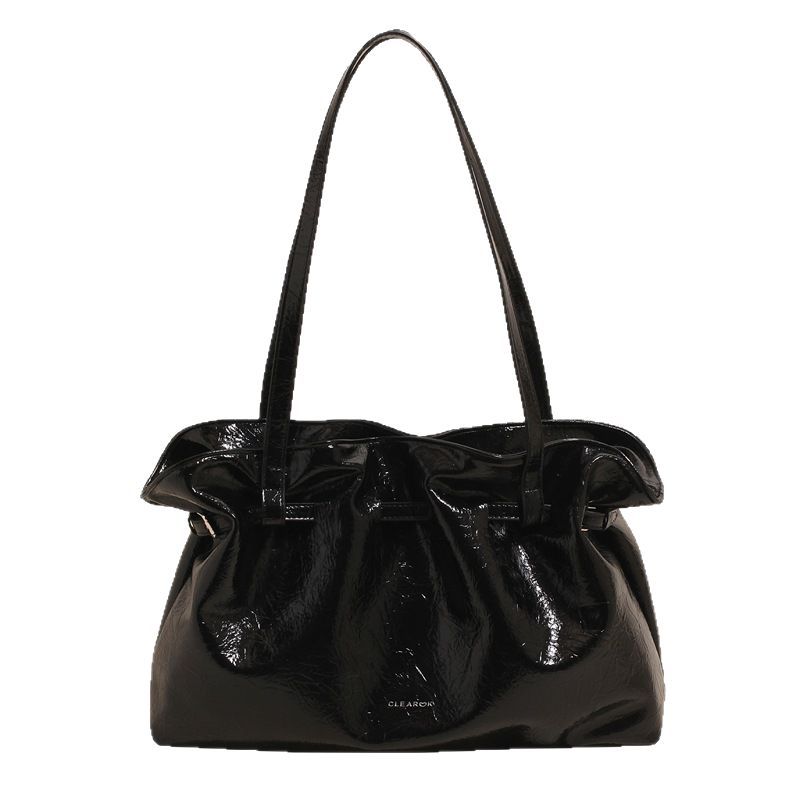 The 2025 new niche pleated hand-held underarm bag, a Korean-style commuter tote bag for women, and a retro, simple and versatile single-shoulder bag Item Picture