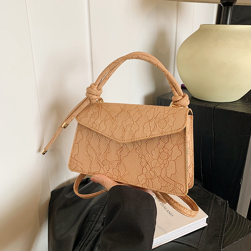This year, the 2024 new stylish and versatile crossbody bag for women is a fashionable and high-quality single-shoulder handbag on Instagram full figure