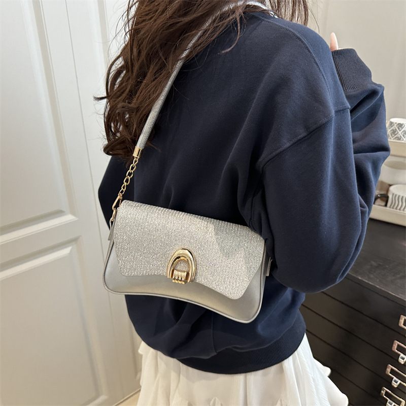 Retro style single-shoulder crossbody bag for women 2025 new stylish and fashionable commuting trend simple square underarm bag Specification drawing