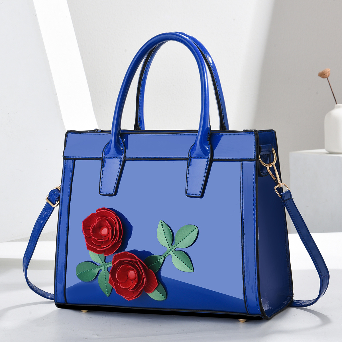 New Women's 2025 new patent leather fashionable handbag, elegant middle-aged mom bag, high-end women's crossbody bag Specification drawing