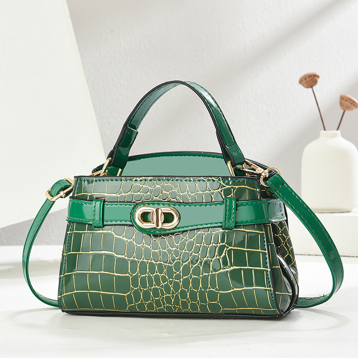 Ladies' handbag 2025 New crocodile pattern small metal buckle Kelly bag for commuting single-shoulder crossbody Specification drawing