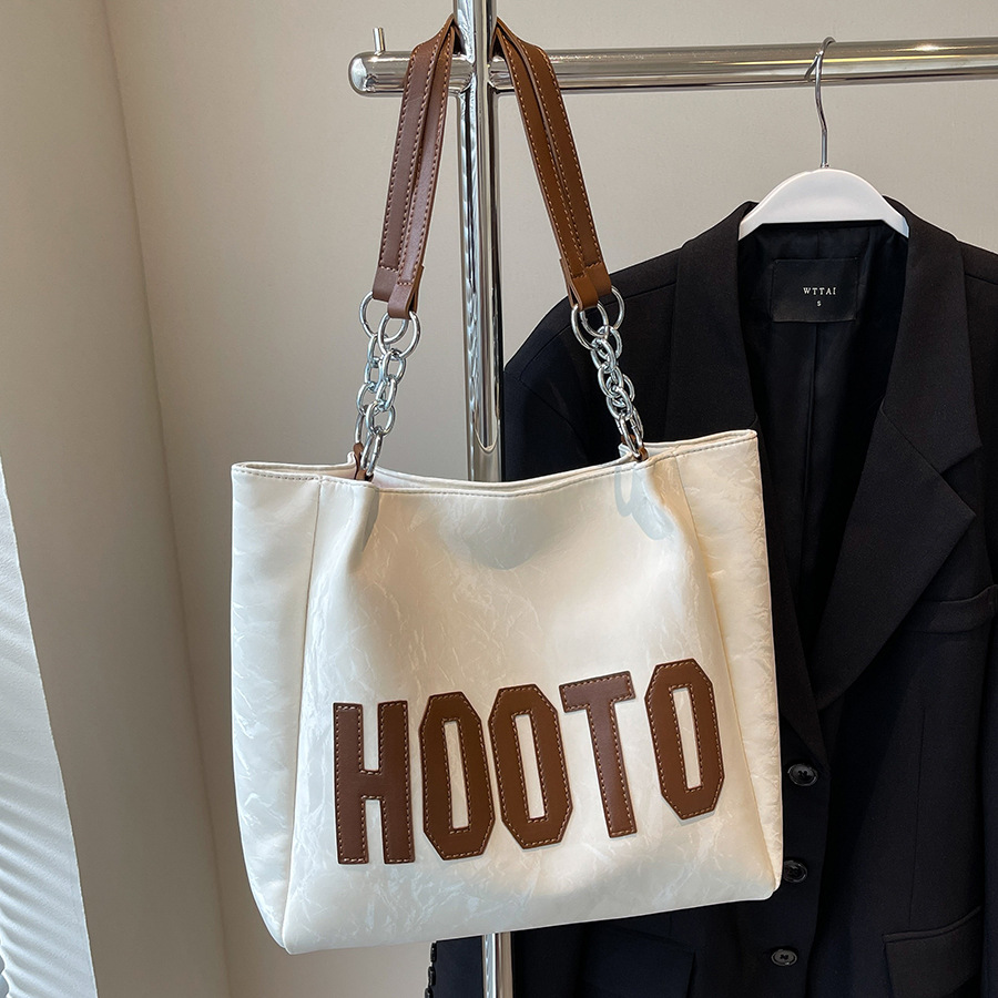 Casual women's 2024 new style, trendy and versatile single-shoulder bag, large-capacity tote bag, school and commuting handbag full figure