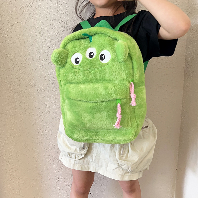 The new Katong Japanese-style ins fluffy and girlish backpack for class has a large capacity and is cute for kindergarten outings Specification drawing