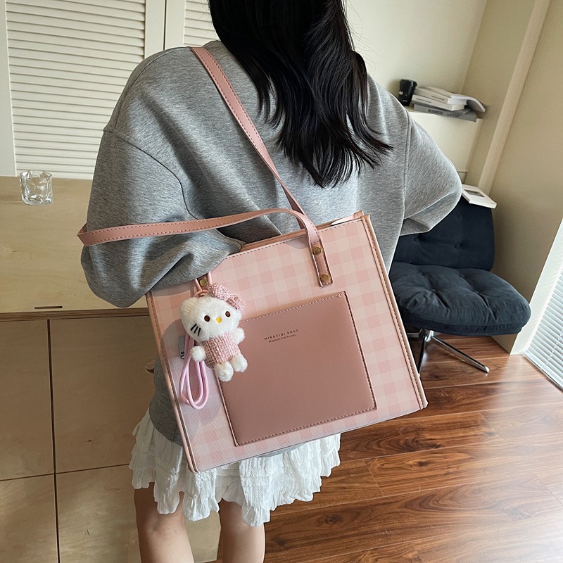 Cross-border 2025 New style bags: Women's color-blocking tote bag, retro shoulder bag, large-capacity handbag, commuter underarm bag details Picture