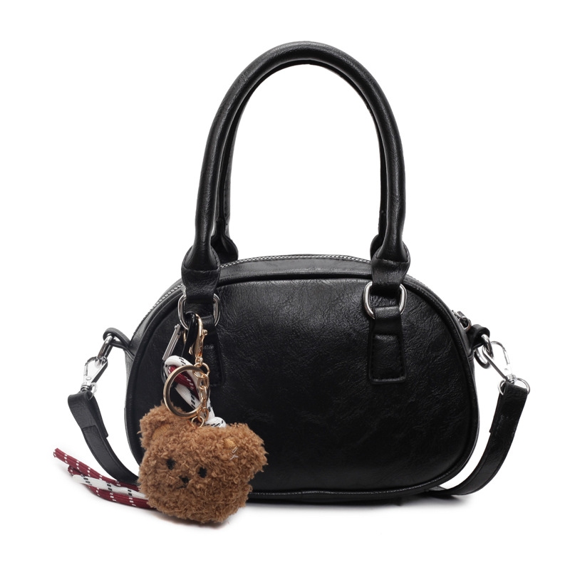 The 2024 new casual handbag for women features a high-end and niche design. It is a fashionable and versatile crossbody bag for women Item Picture