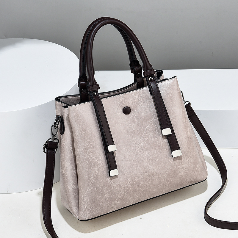 Large women's bag 2022 Autumn New style trendy retro handbag, large capacity, elegant texture, single-shoulder bag, mom bag details Picture
