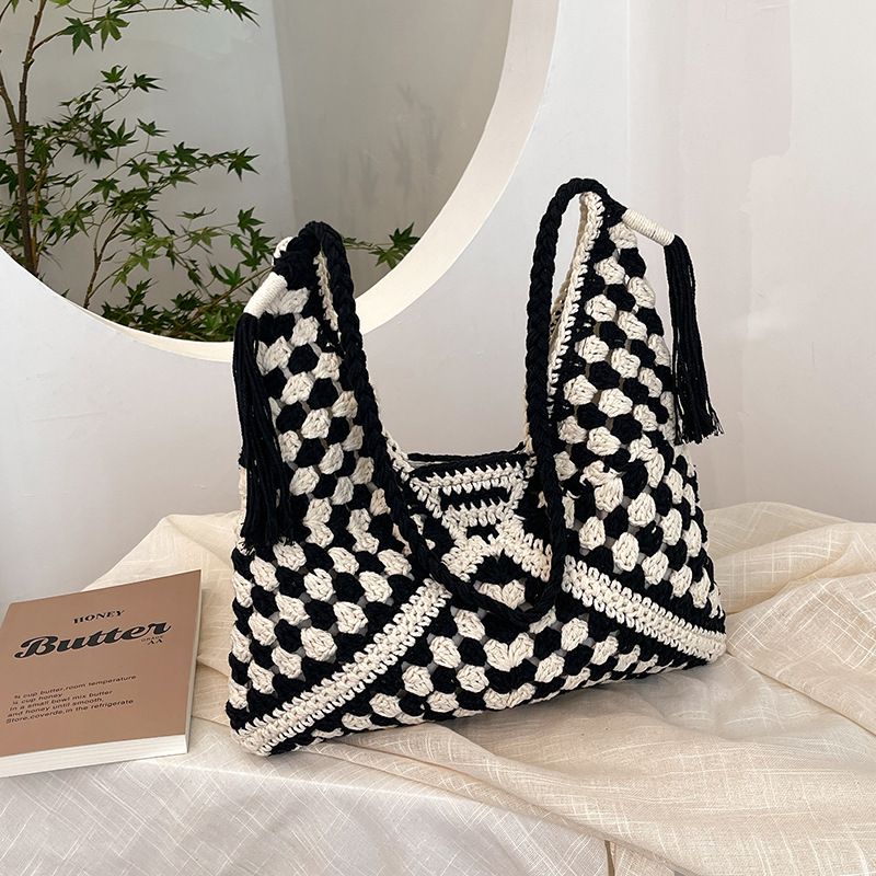Large-capacity woven bag for women, 2025 new style seaside vacation straw woven bag, casual and versatile commuting single-shoulder tote bag details Picture