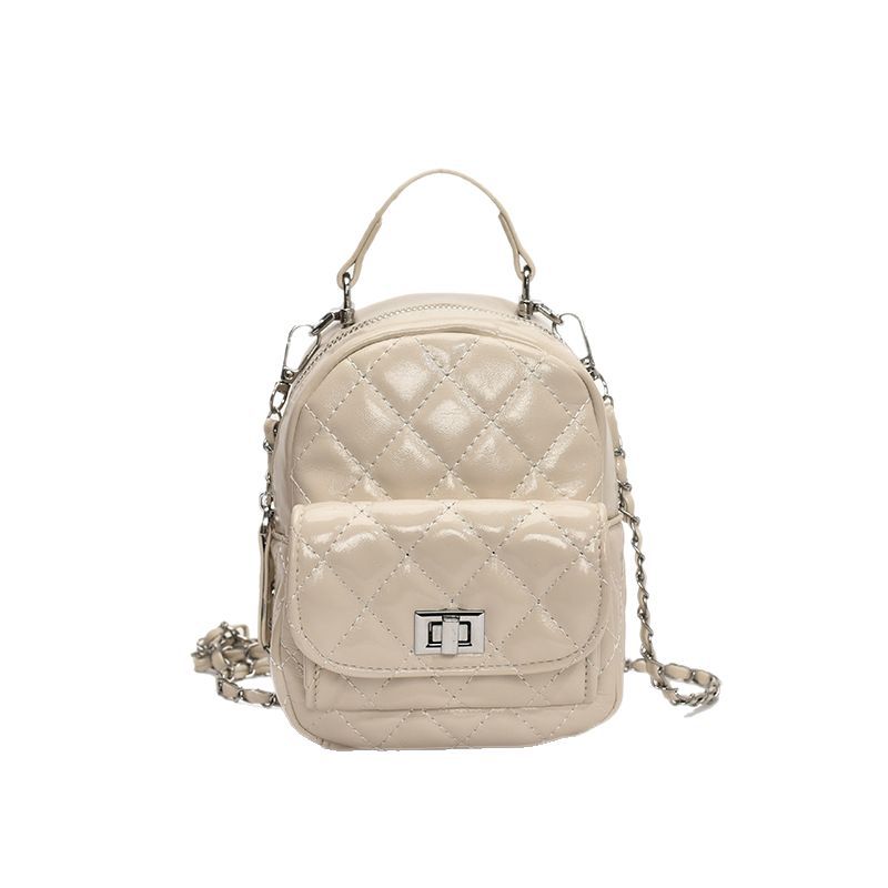 Fashionable, retro, niche and trendy mini backpack for women 2025, new diamond-shaped chain casual small backpack Item Picture